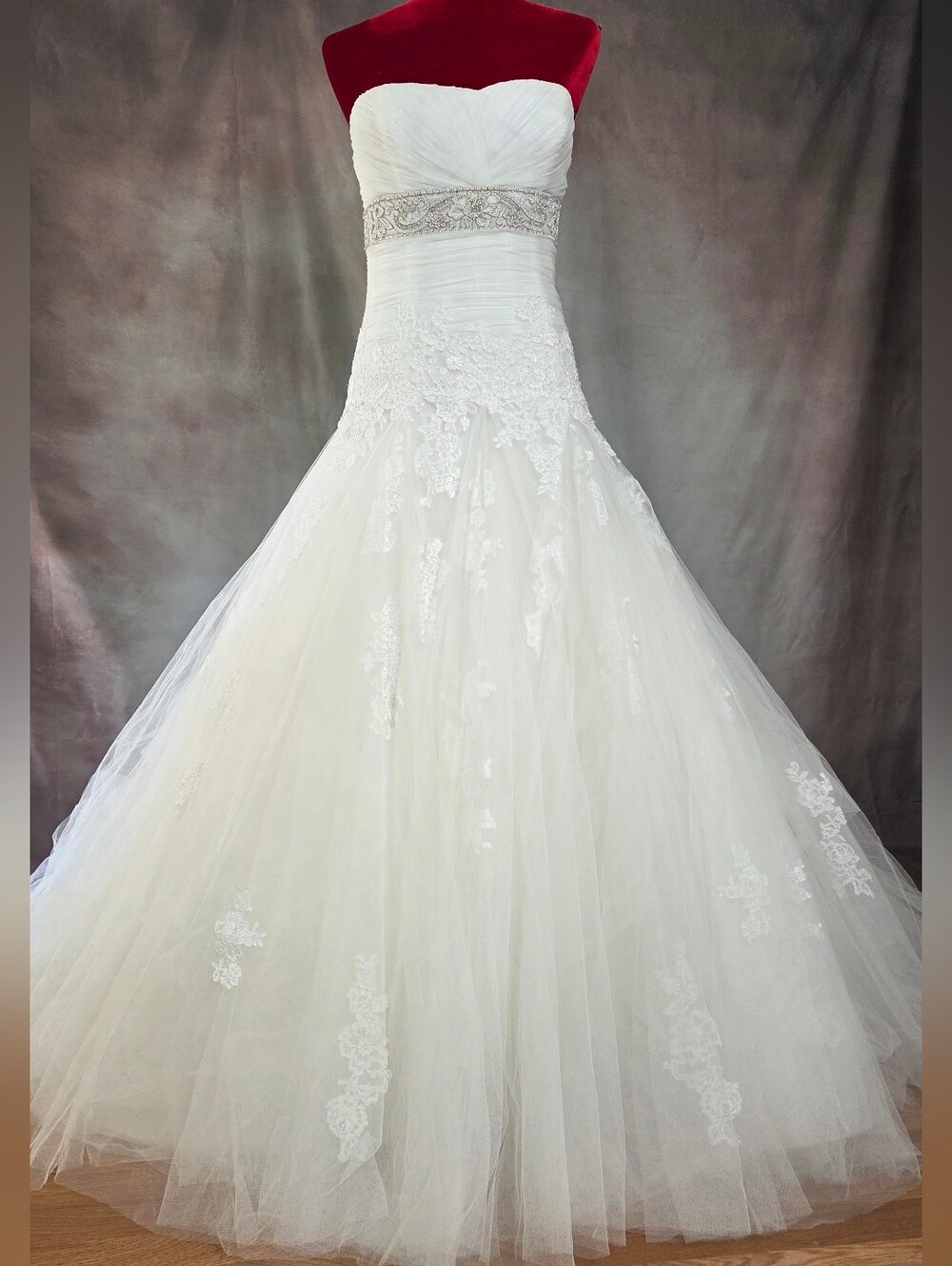 Blue By Enzoani Wedding Dress Size 12 - Picture 3 of 16